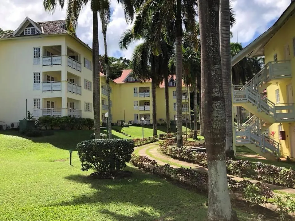 Majestic Supreme Ridge Cott Apartment Ocho Rios