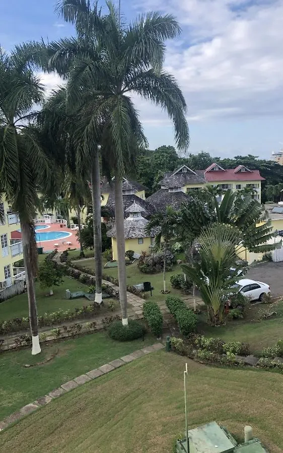 Majestic Supreme Ridge Cott Apartment Ocho Rios